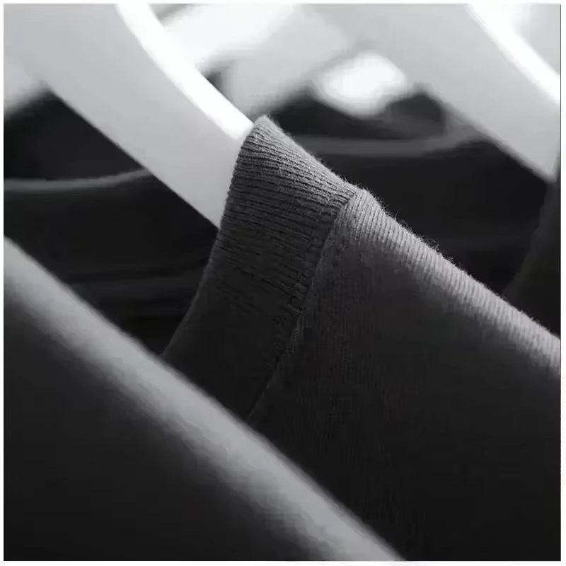 Kırmızı Logolu FACTORY CLASSIC - Streetwear Brand Red Logo incelemesi ve fiyatı